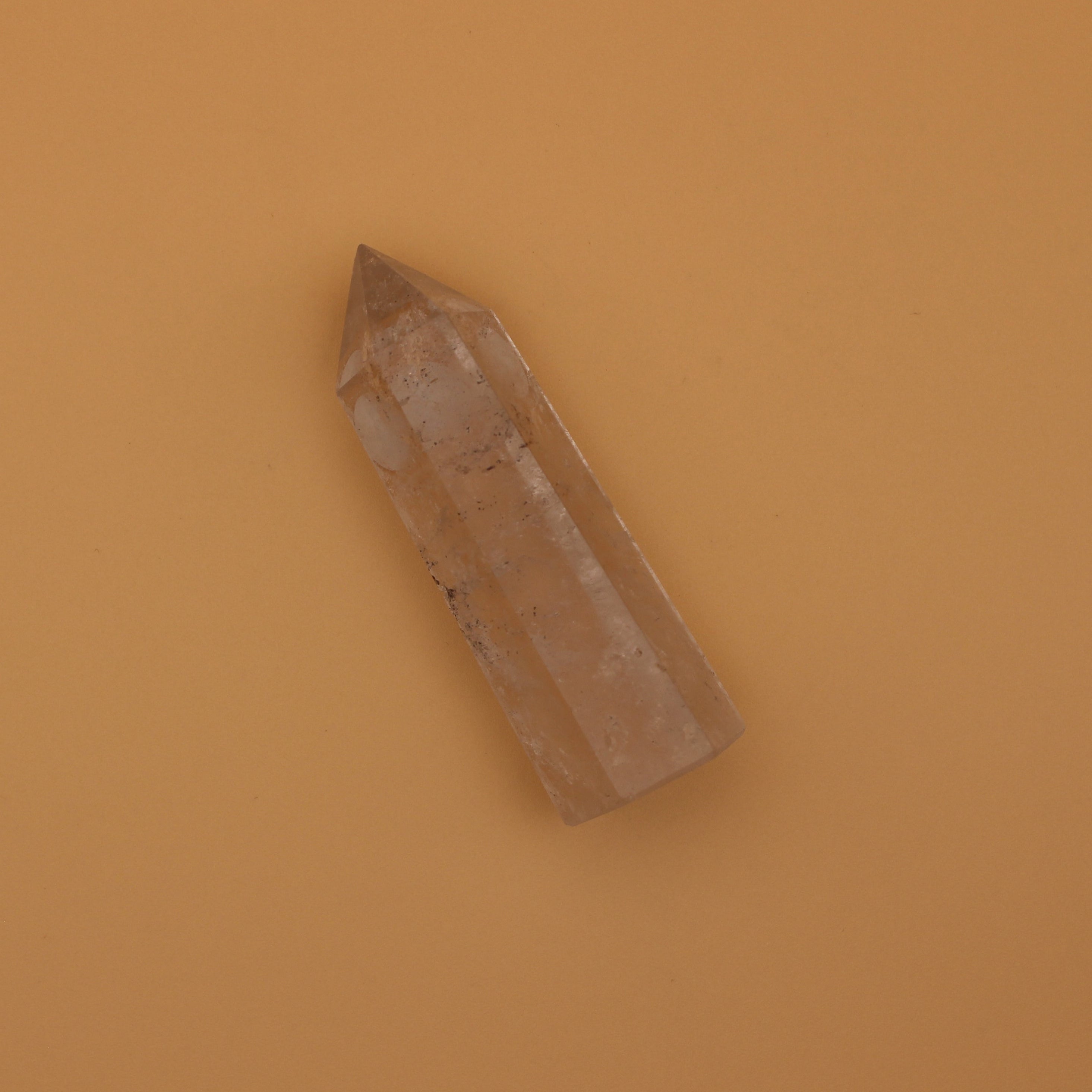 Clear Quartz Turm – Meisterkristall für Klarheit & Energieverstärkung