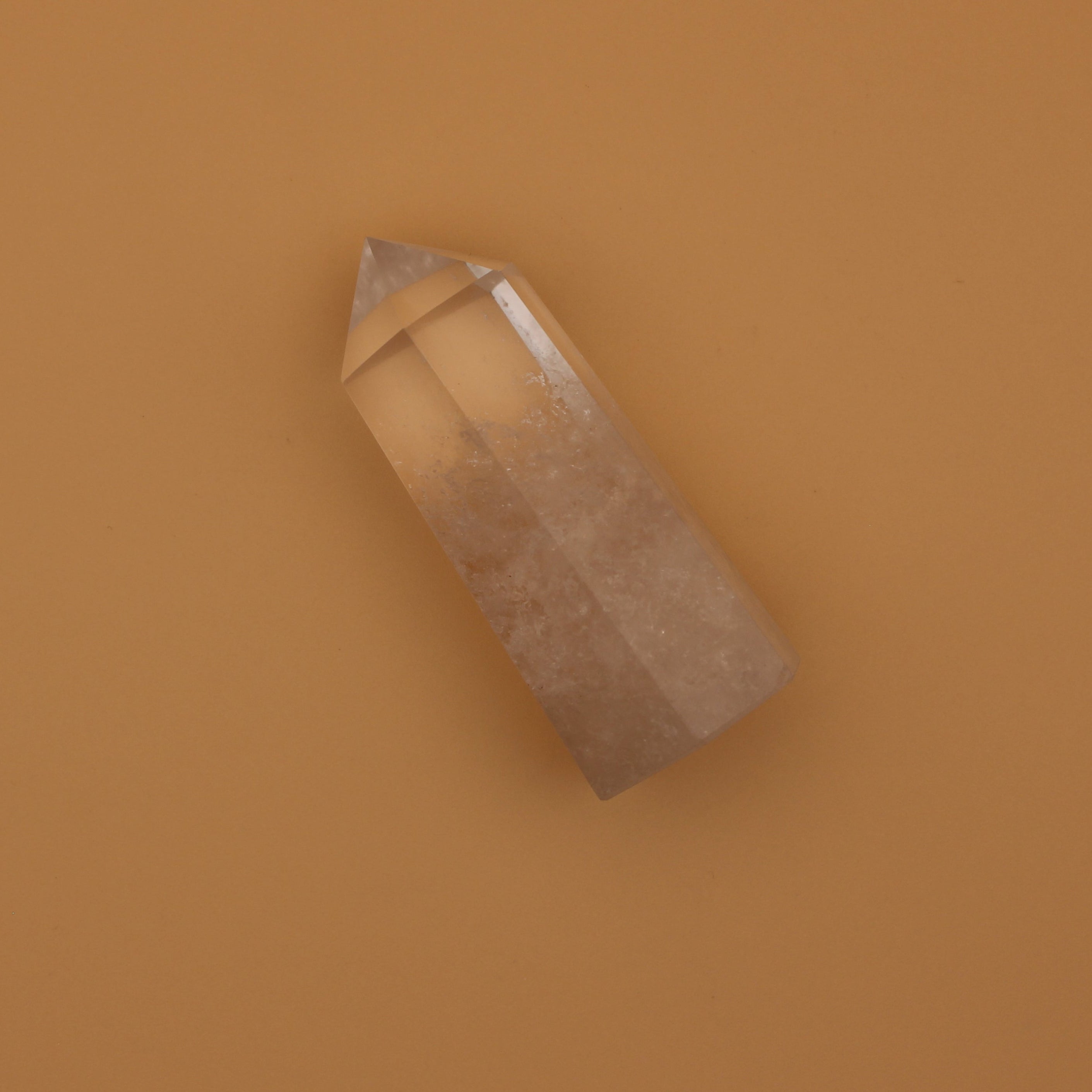 Clear Quartz Turm – Meisterkristall für Klarheit & Energieverstärkung