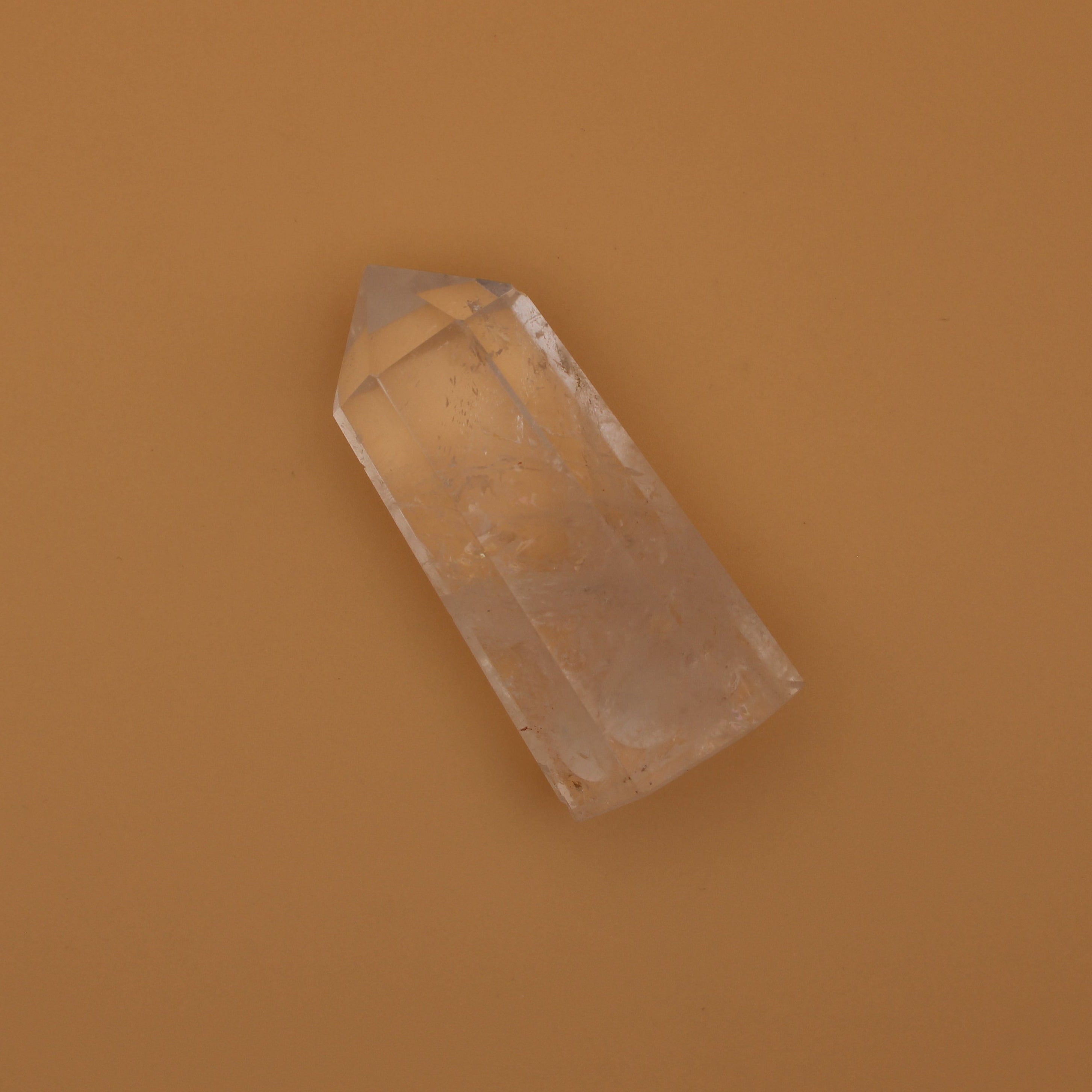 Clear Quartz Turm – Meisterkristall für Klarheit & Energieverstärkung