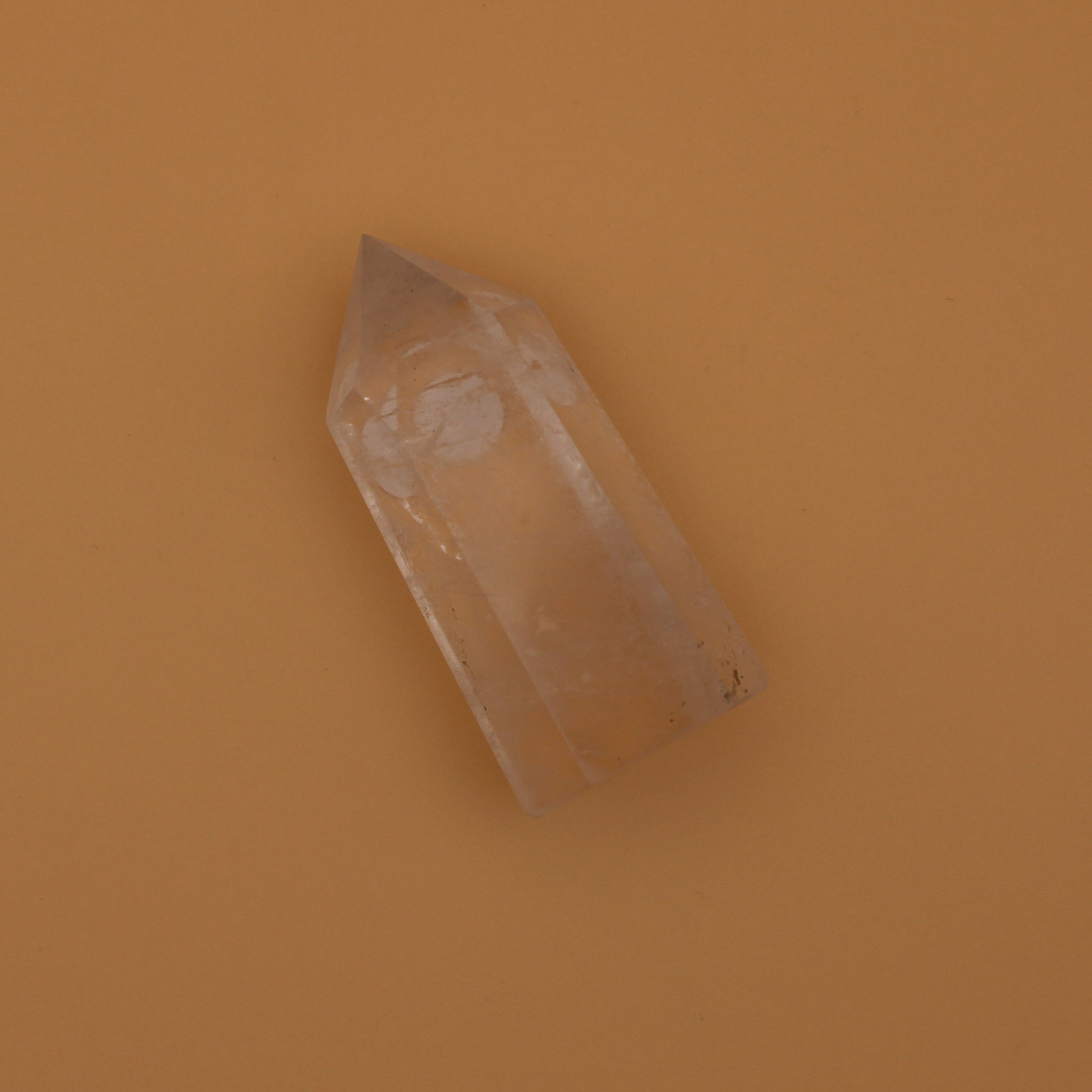 Clear Quartz Turm – Meisterkristall für Klarheit & Energieverstärkung