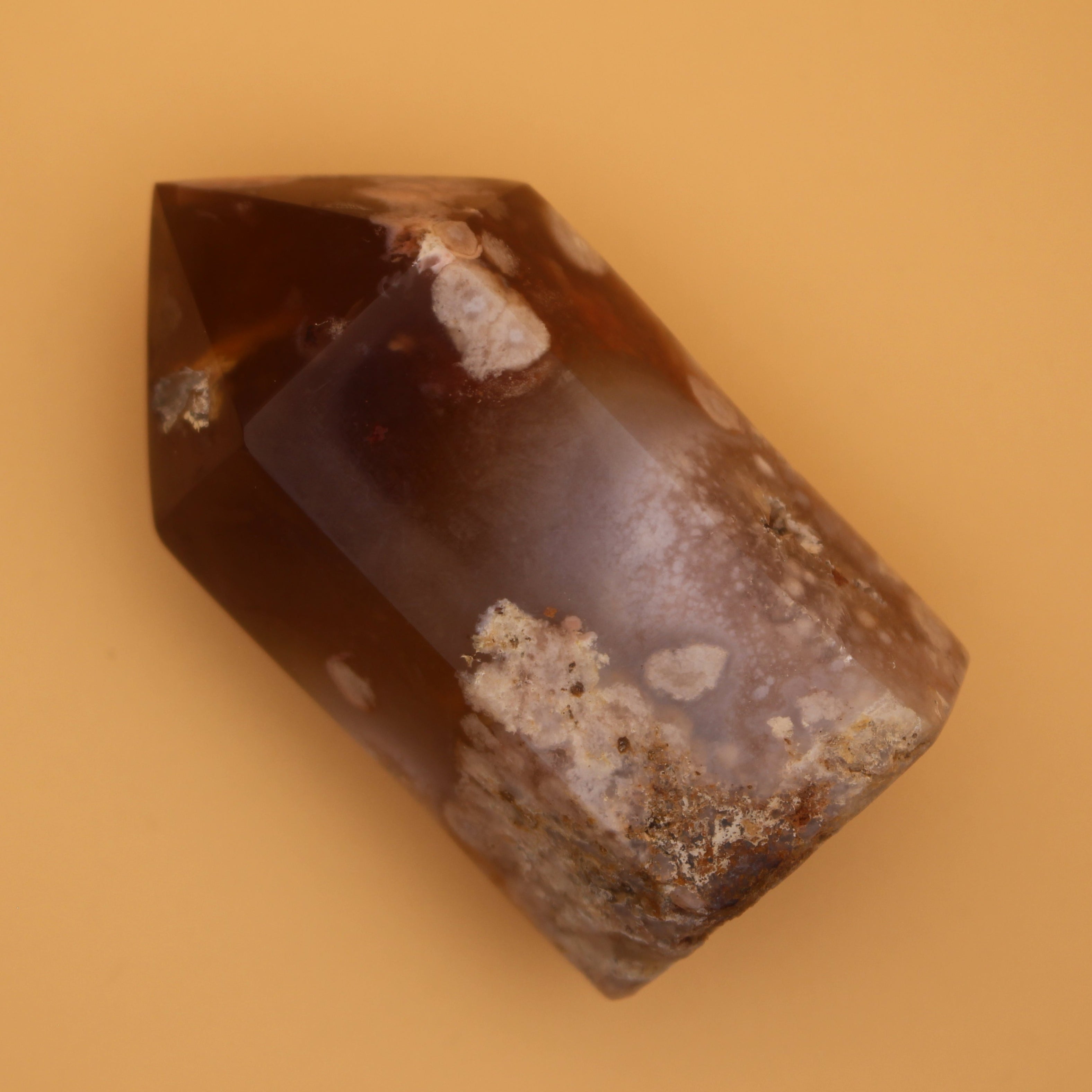 Flower Agate Turm – Sanfte Blütenenergie & emotionale Verankerung