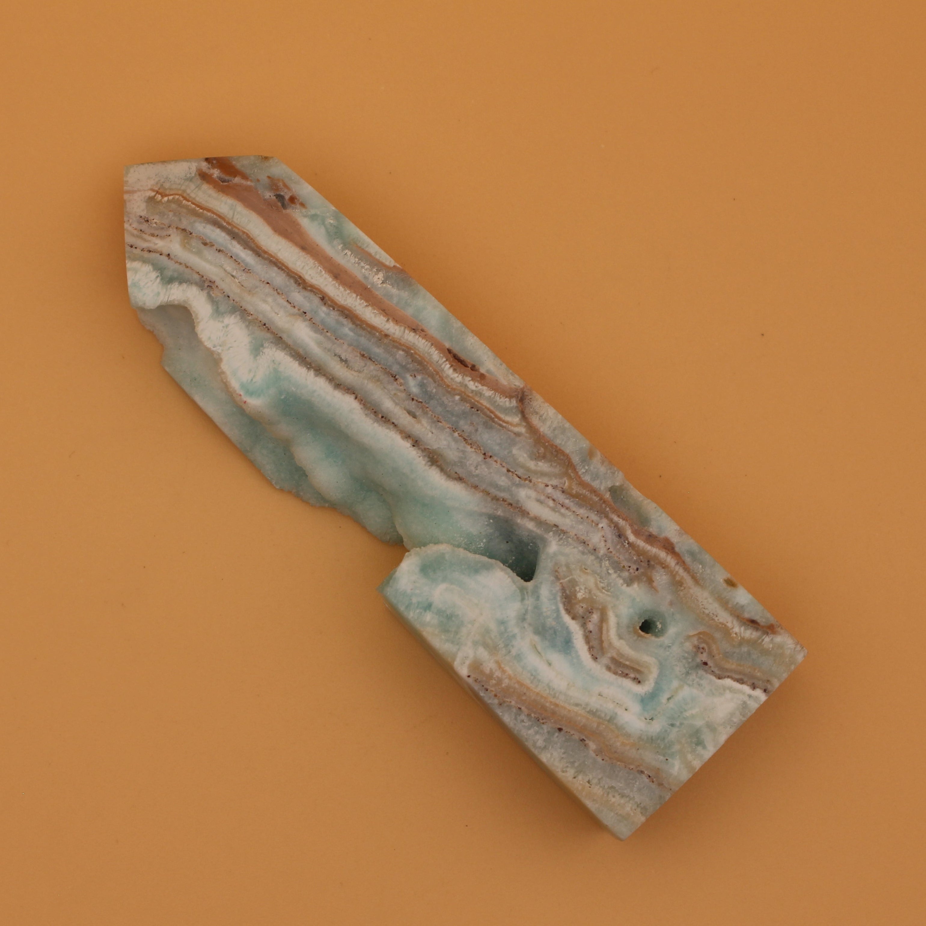 Hemimorphit Turm – Kristall für emotionale Heilung & spirituelle Klarheit