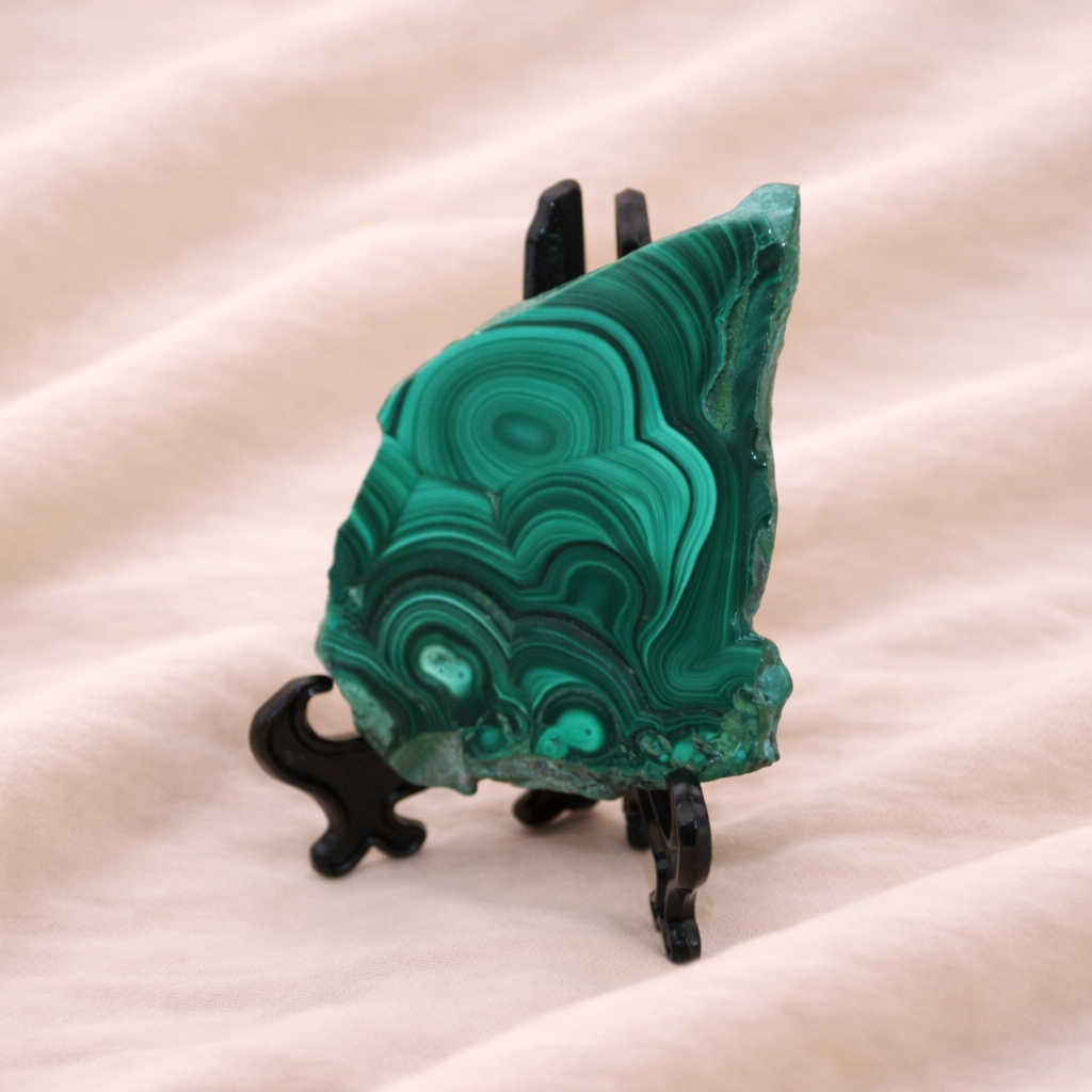 Malachit Platte – Transformation & Herzensenergie