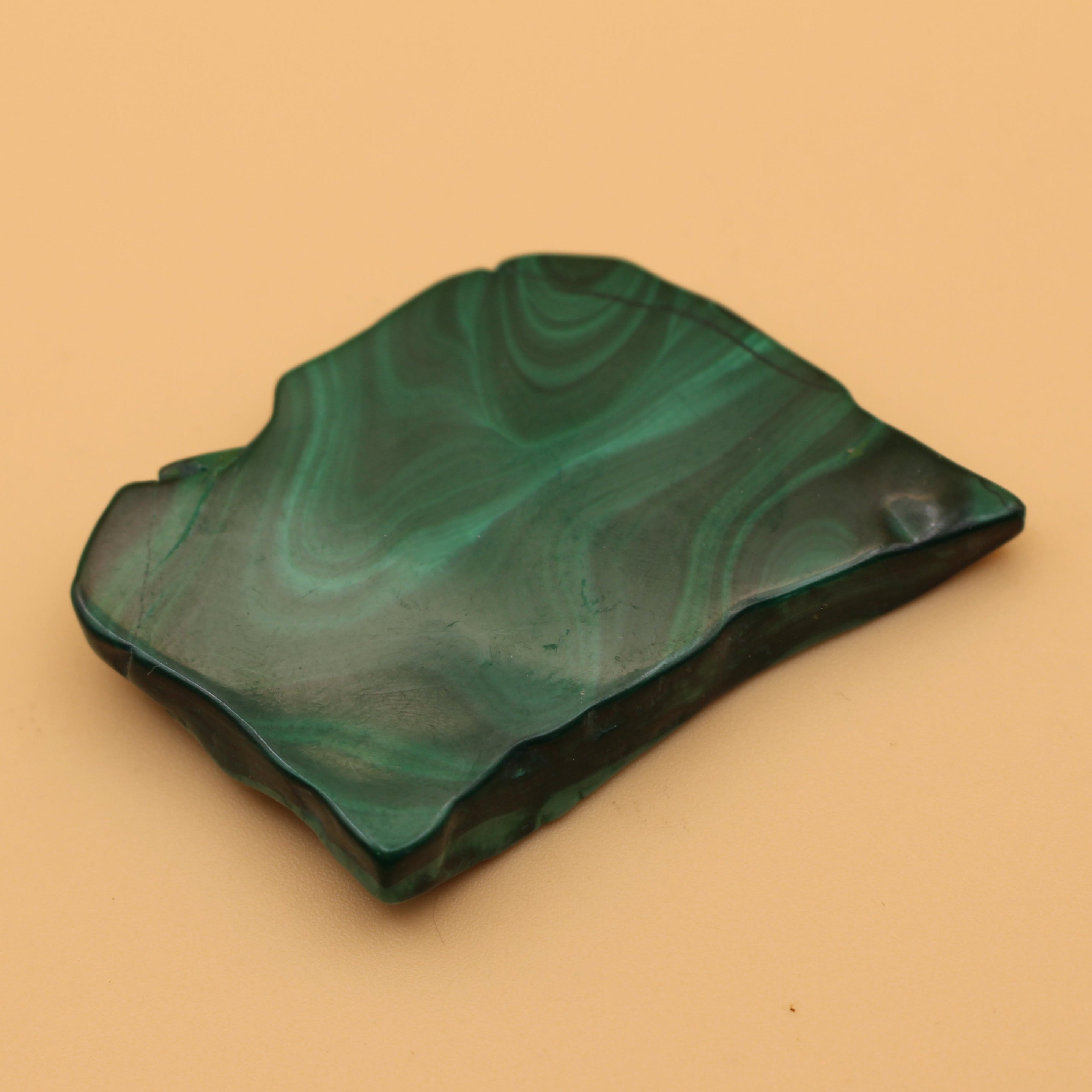 Malachit Platte – Transformation & Herzensenergie