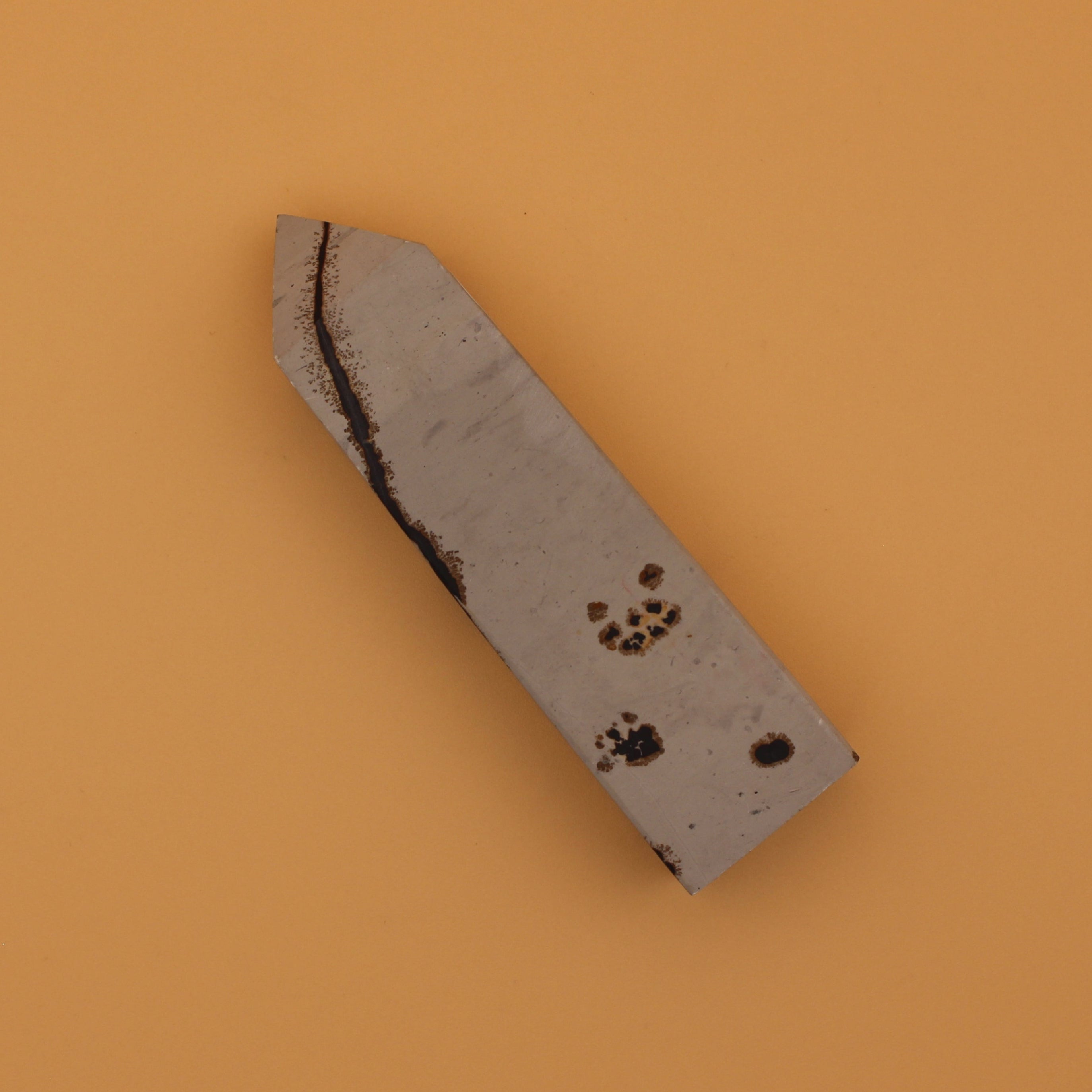 Picture Jaspis Turm – Erdungsstein mit natürlichem Landschaftsmuster