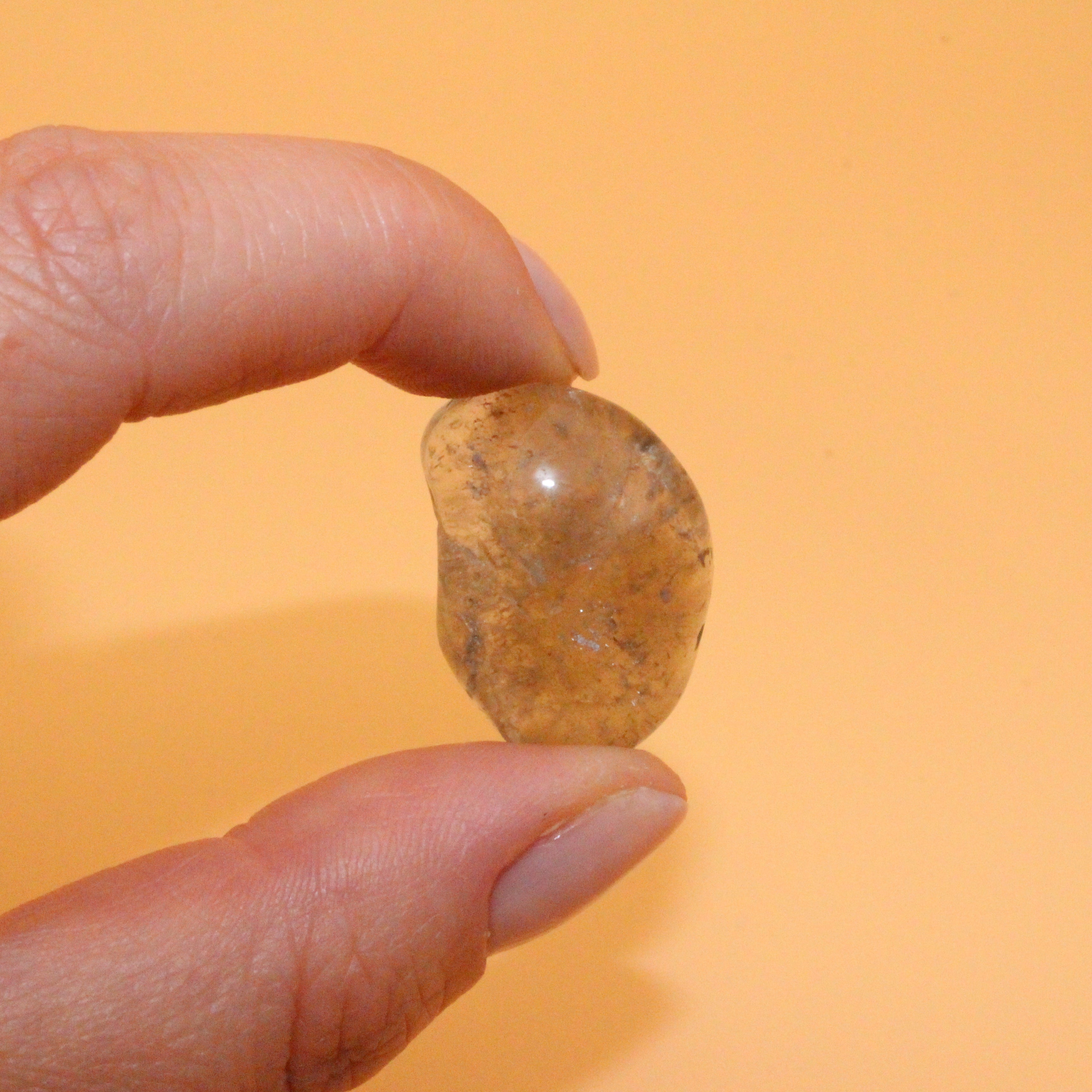 Rauchquarz – Trommelstein für Schutz, Erdung & emotionale Klarheit