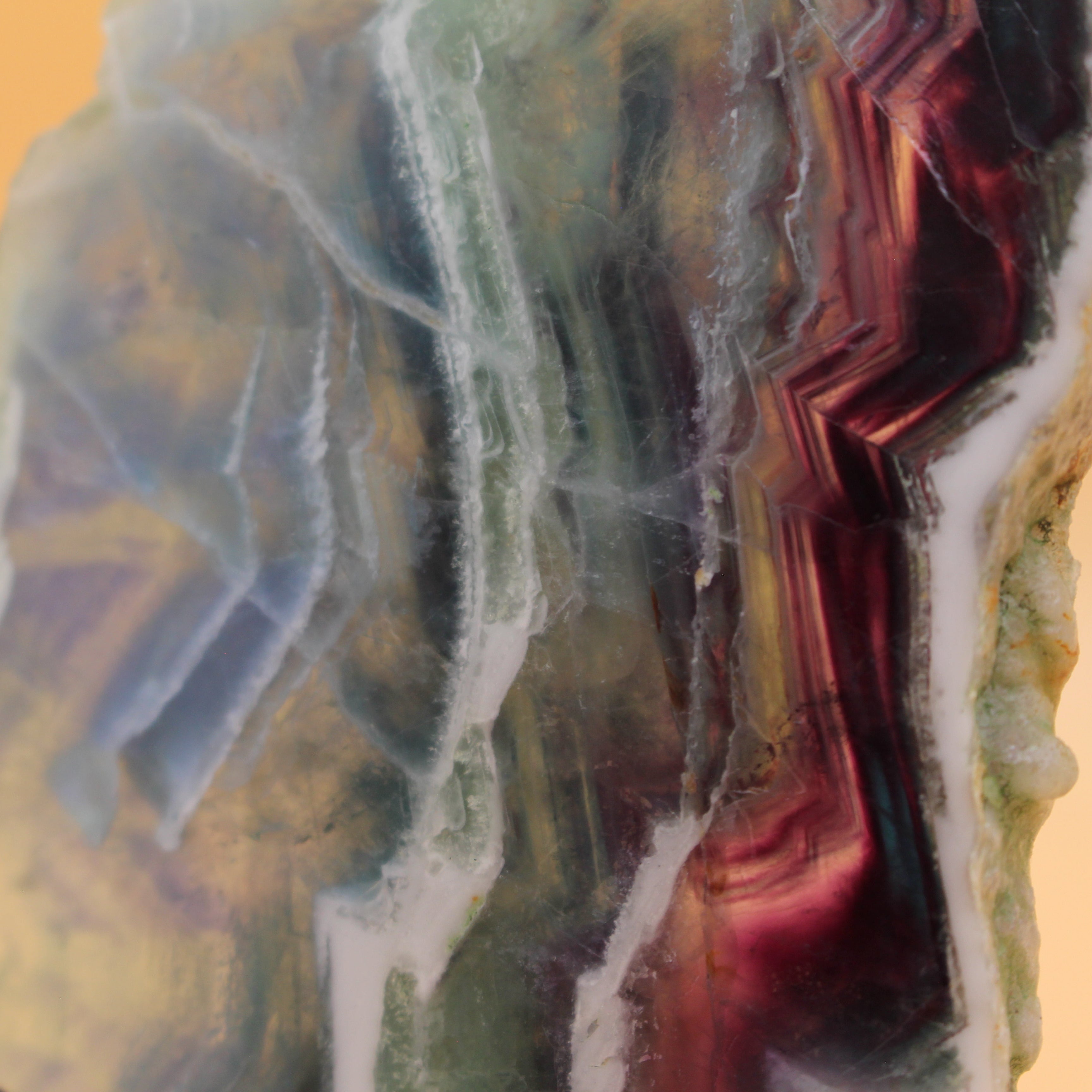 Regenbogenfluorit-Platte – Klarheitsstein mit farbiger Schwingung