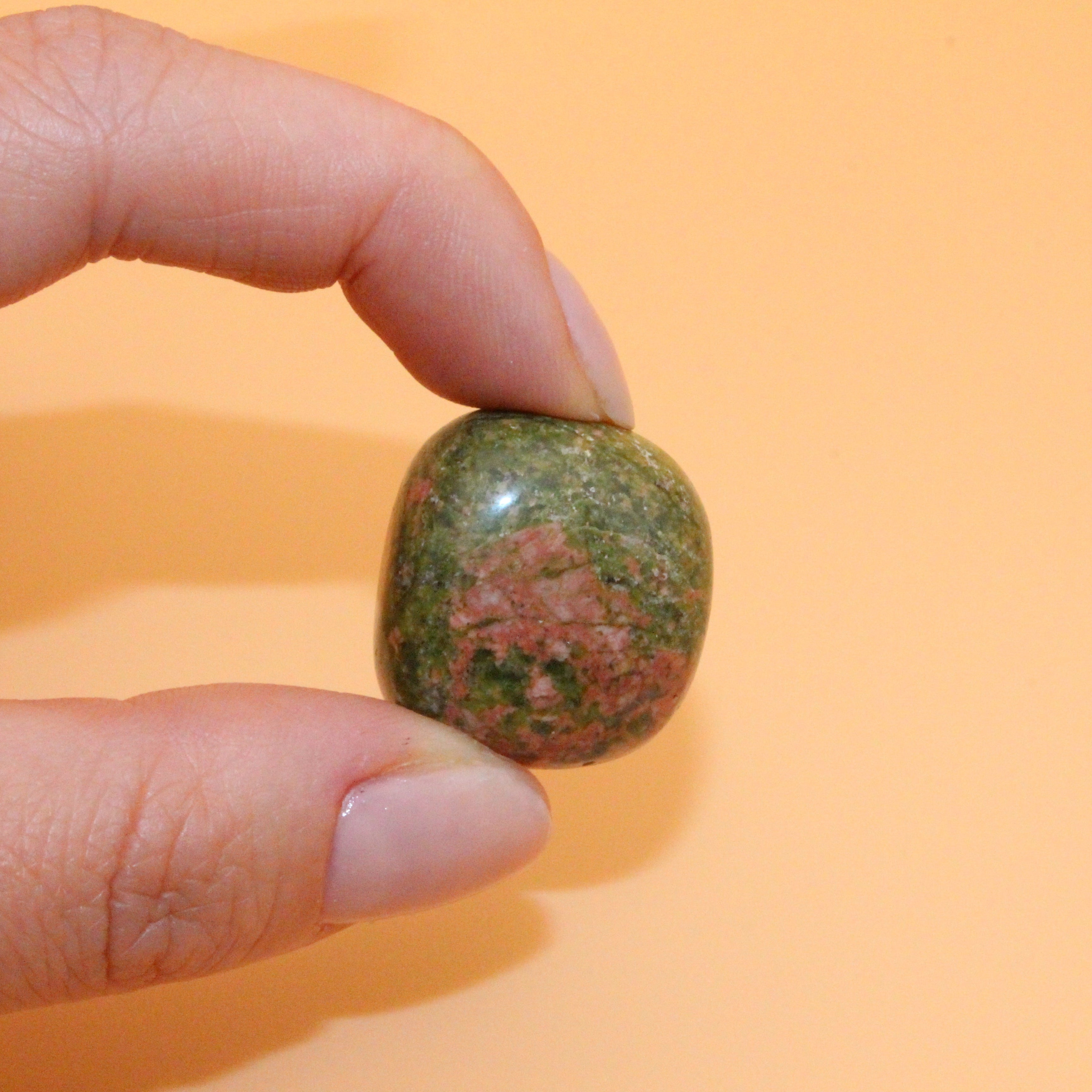 Unakit Trommelstein – Sanfte Heilung & emotionale Balance