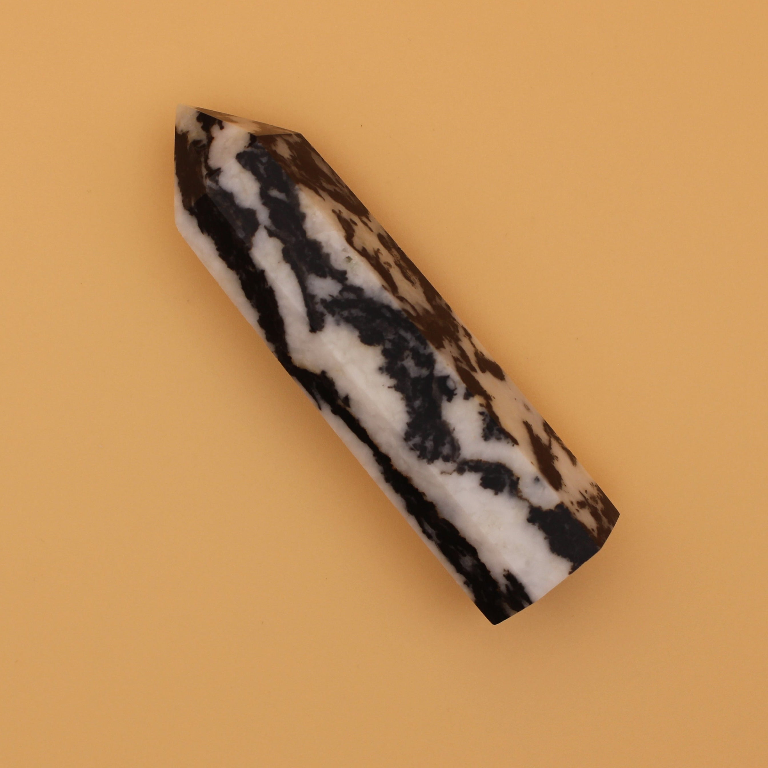 Zebra Jaspis Turm – Erdende Balance & innere Stärke